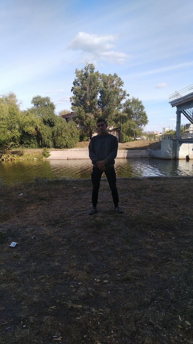  ,   Oleg, 23 ,   ,   , c 