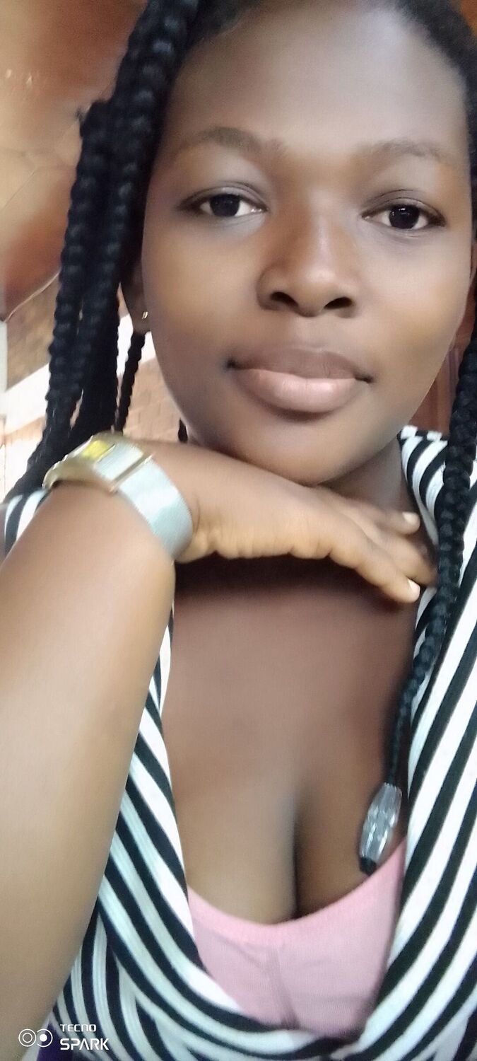  30356917  Ella Mia, 31 ,    