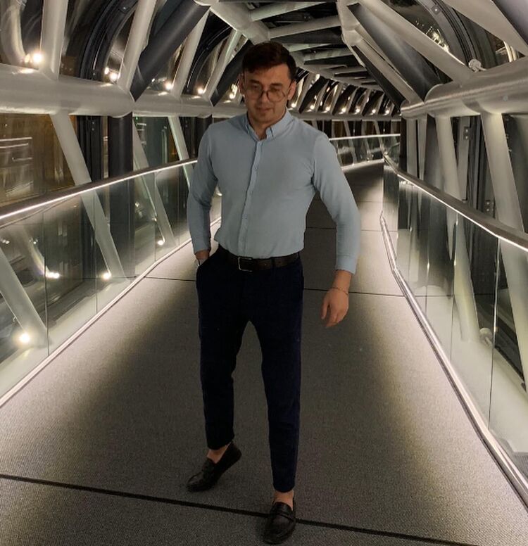  26887067  Vlad, 31 ,    