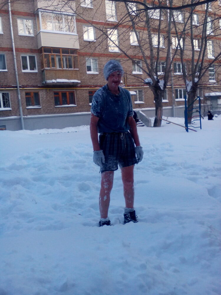  15046877  Veceslav, 71 ,    