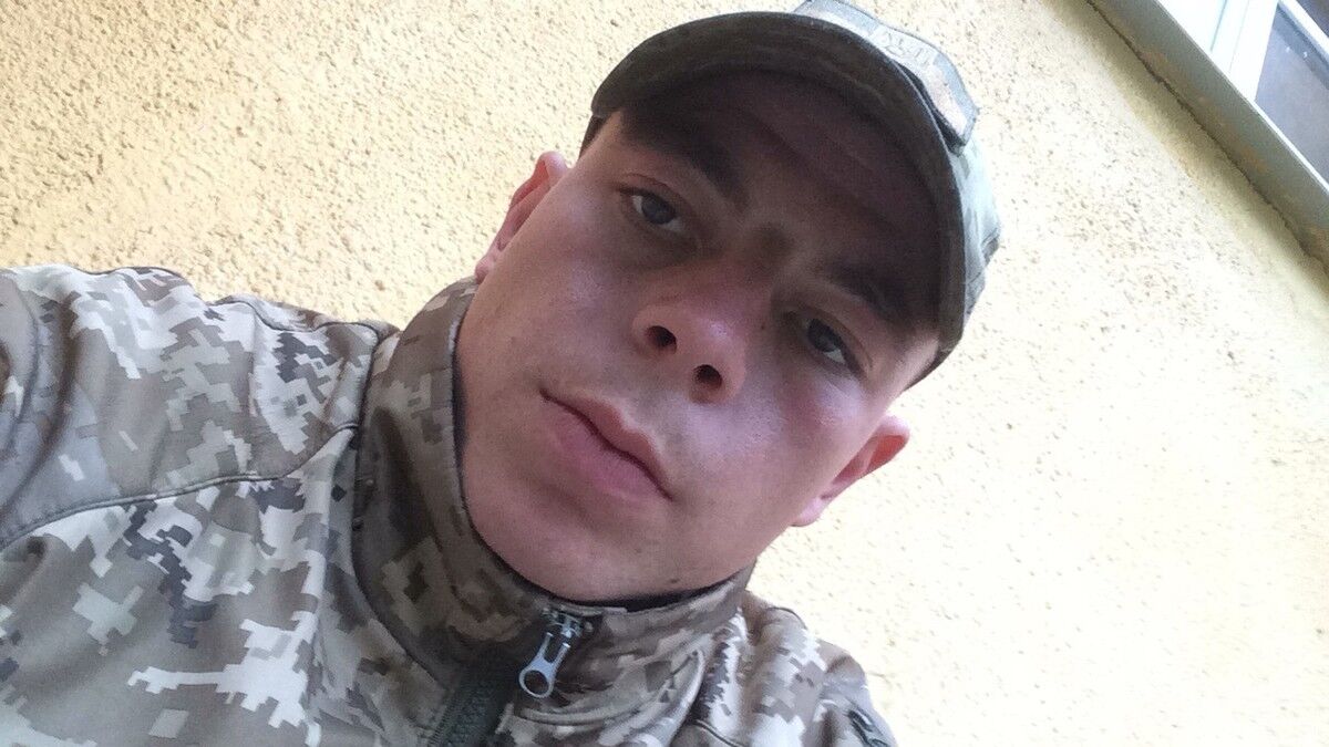  ,   Evgen, 27 ,   