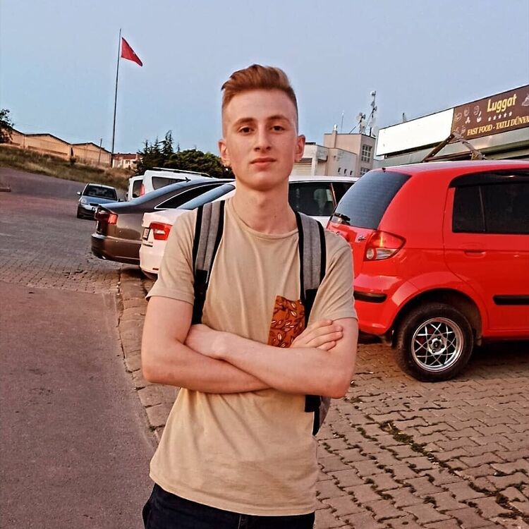  ,   Milaz, 23 ,   