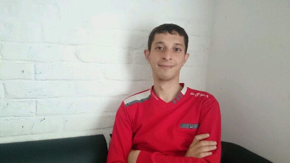  6489587  EKREM, 35 ,    