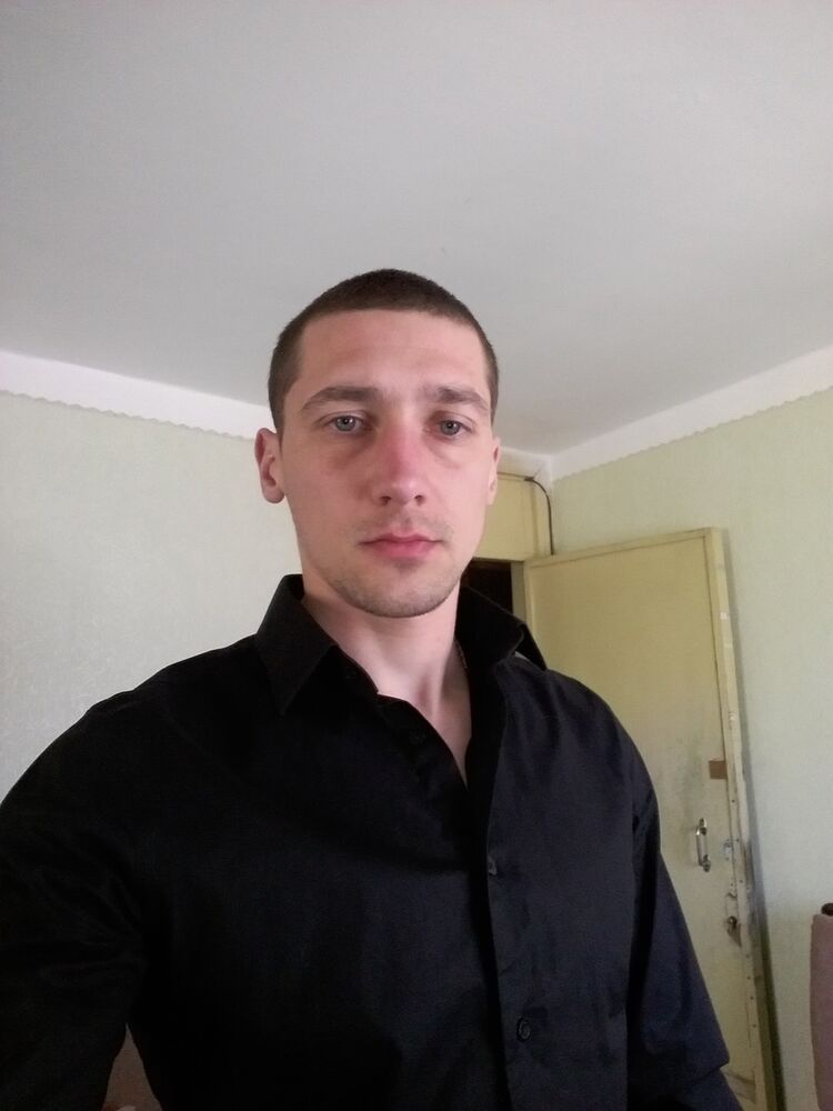  9272037  Vladimir, 39 ,    