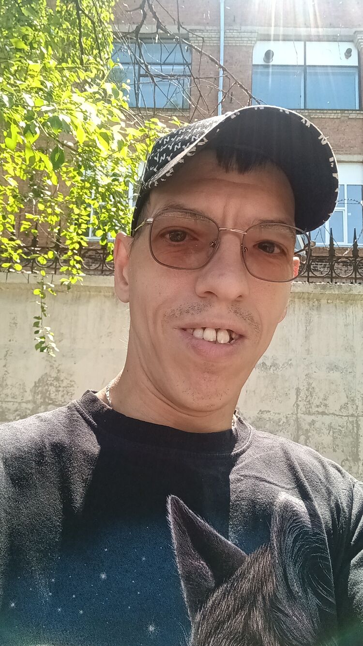 35252867  , 37 ,     