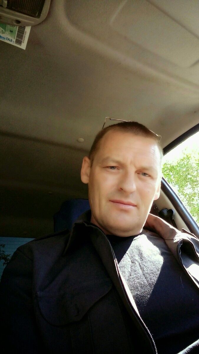  10553037  Hadjimurat, 47 ,    
