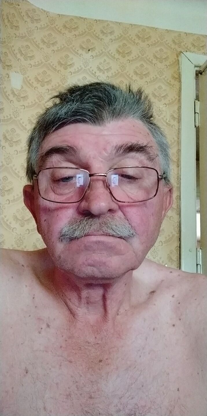  28705467  Dzek, 65 ,    