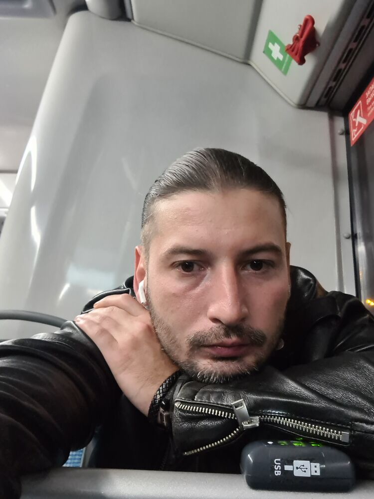  43062627  , 38 ,    