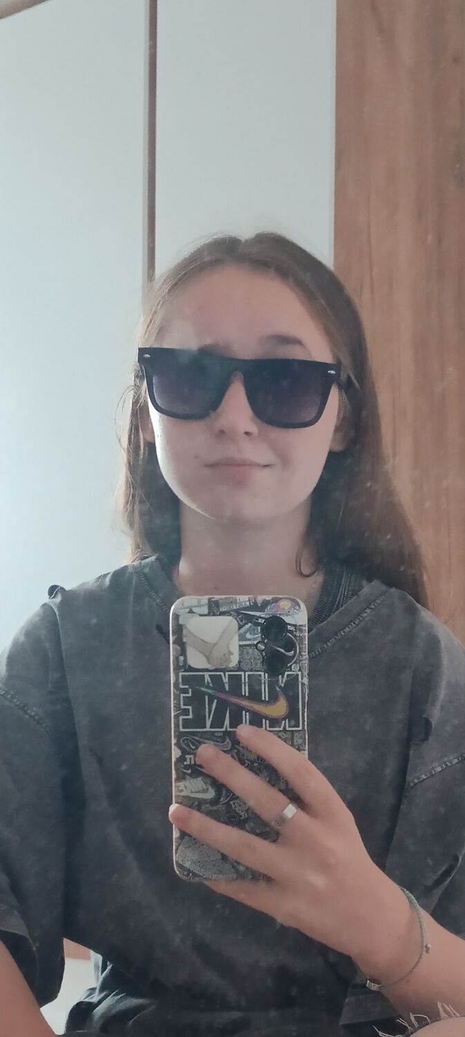  44559217  , 19 ,    
