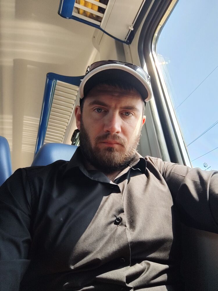  43324677  , 29 ,    