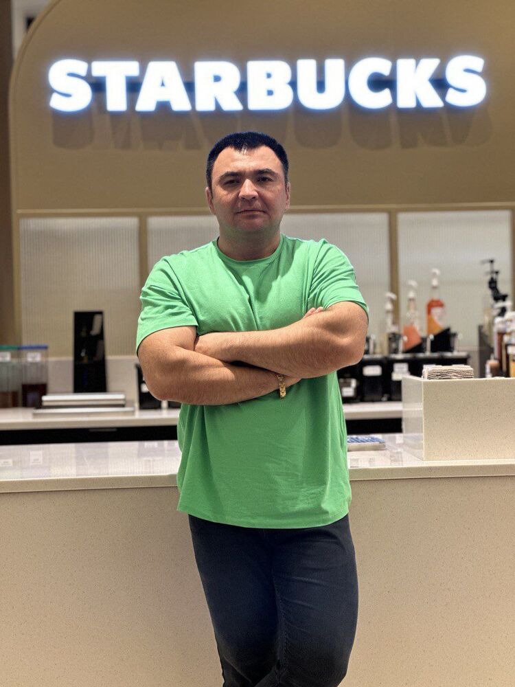  ,   Bohodir, 40 ,   ,   