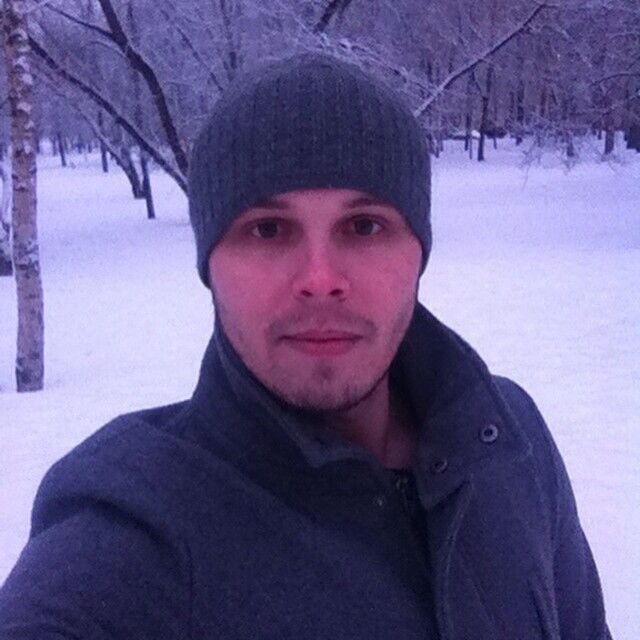  9035717  Octavian, 37 ,    