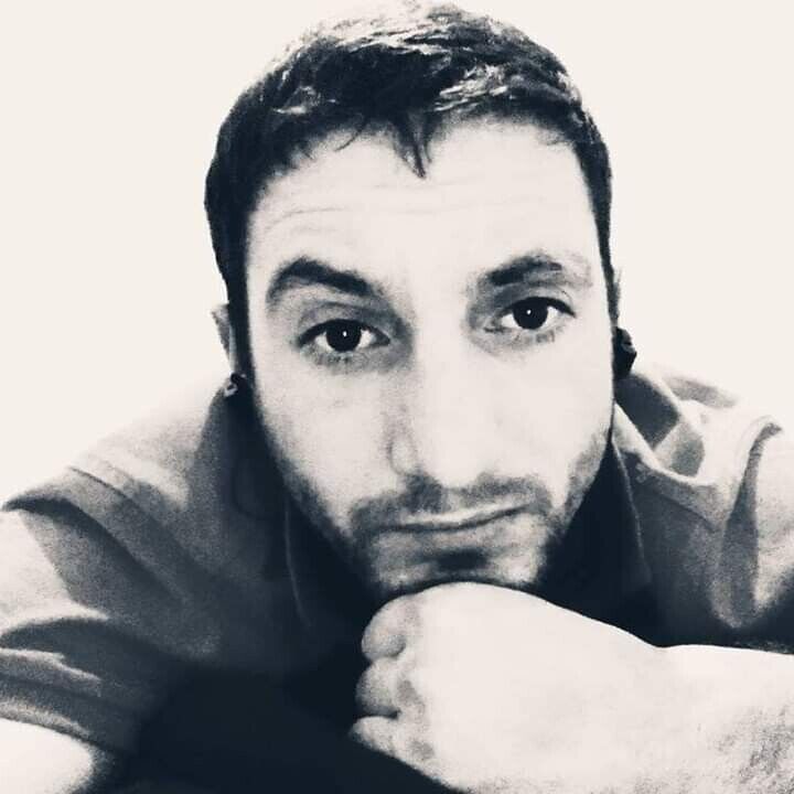  Soho,   Niku, 32 ,   ,   