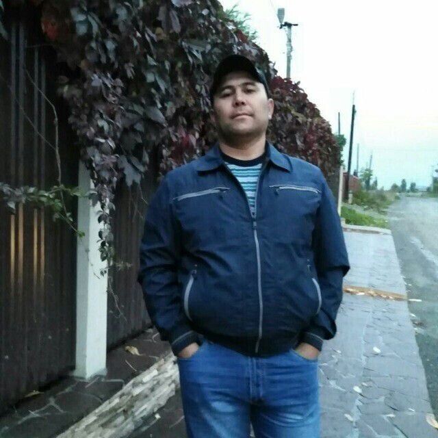  46565777  Egamberdi, 44 ,    