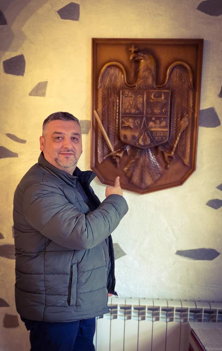  ,   Michael, 61 ,   ,   