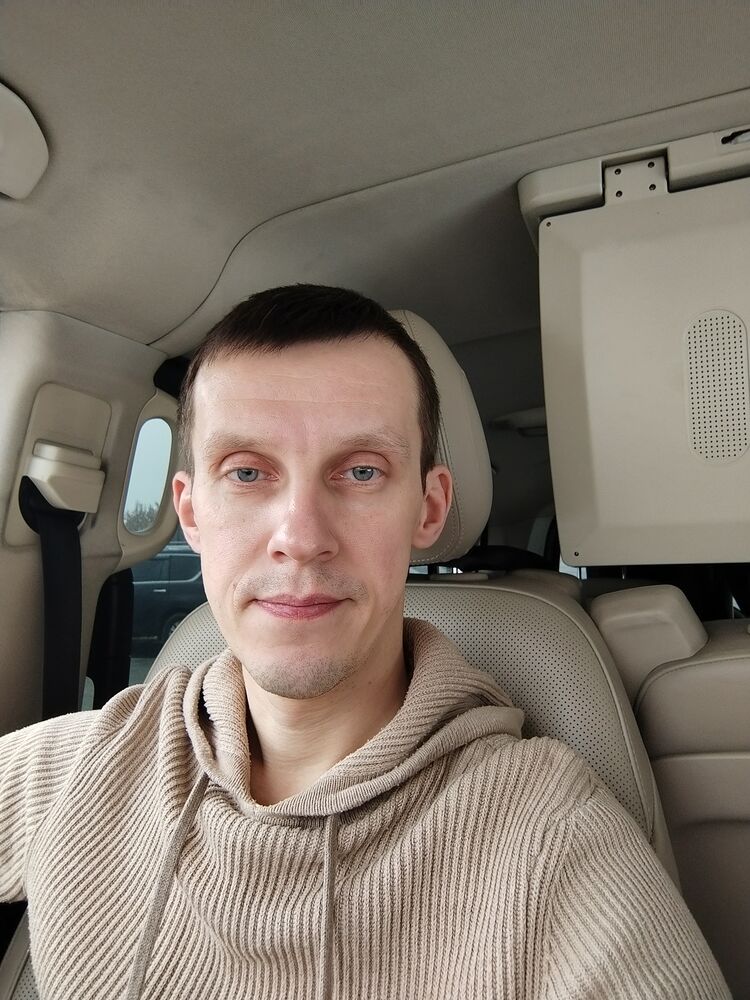  ,   Pavel, 41 ,   ,   