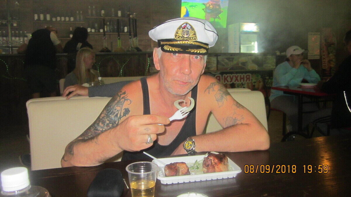  ,   Oleg, 57 ,   ,   , c 