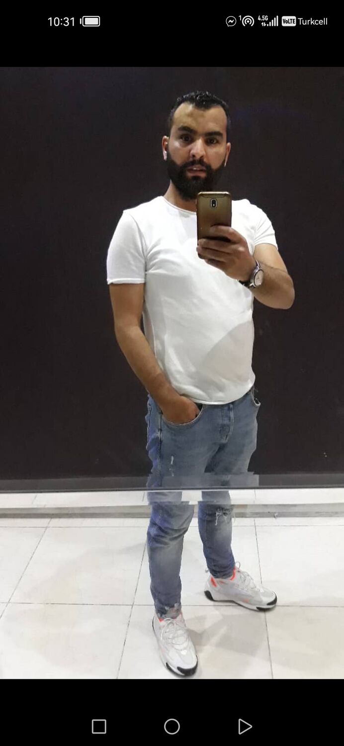  47963267  Miha, 41 ,    