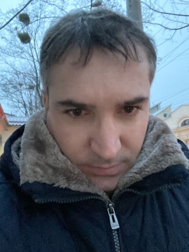  ,   Serge, 40 ,   ,   , c 