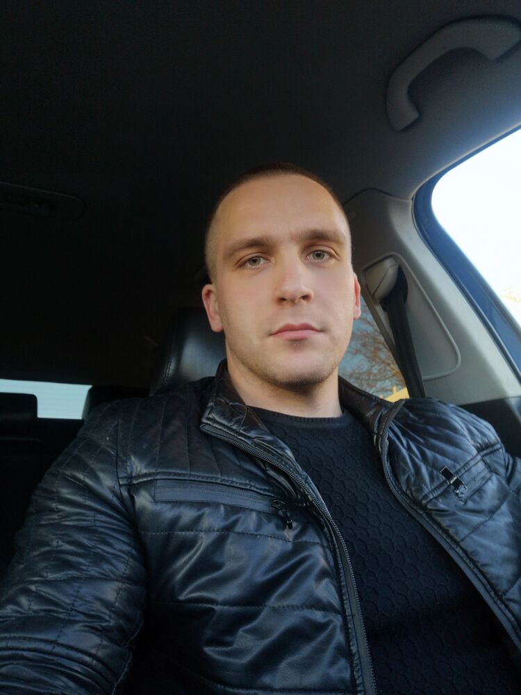  30781817  , 32 ,    