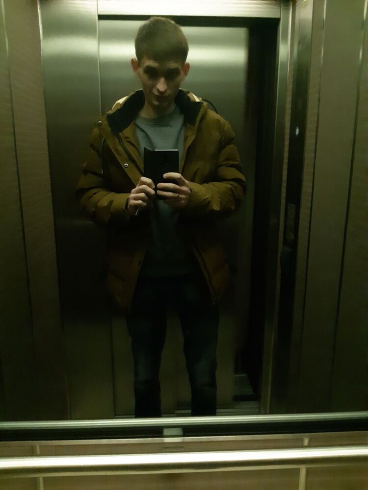  15702017  Nick, 29 ,    