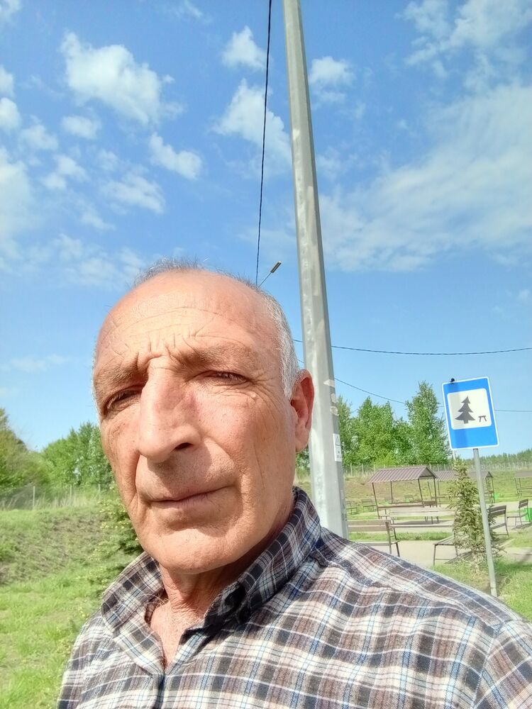  43237327  Cerkez, 56 ,    