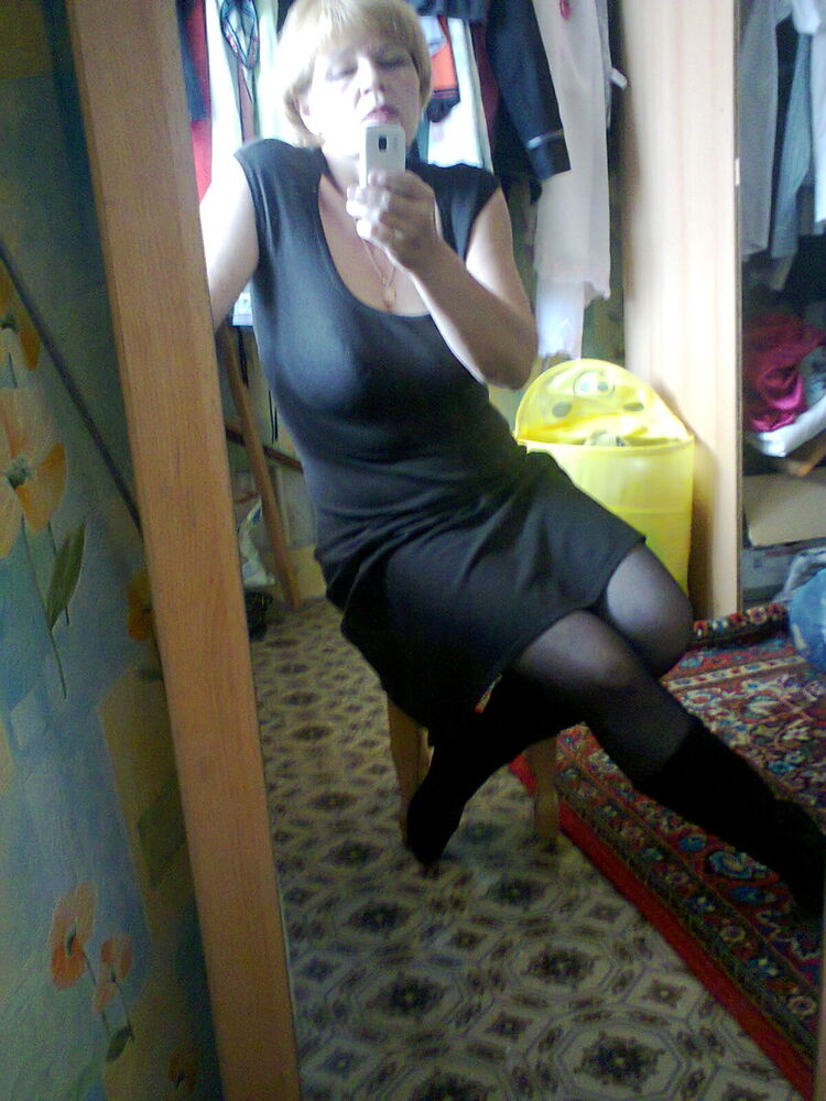  7227907  Lora, 63 ,    
