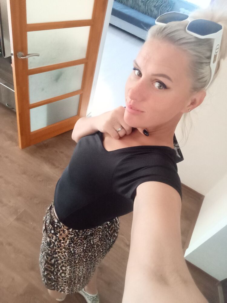  46580317  , 35 ,    