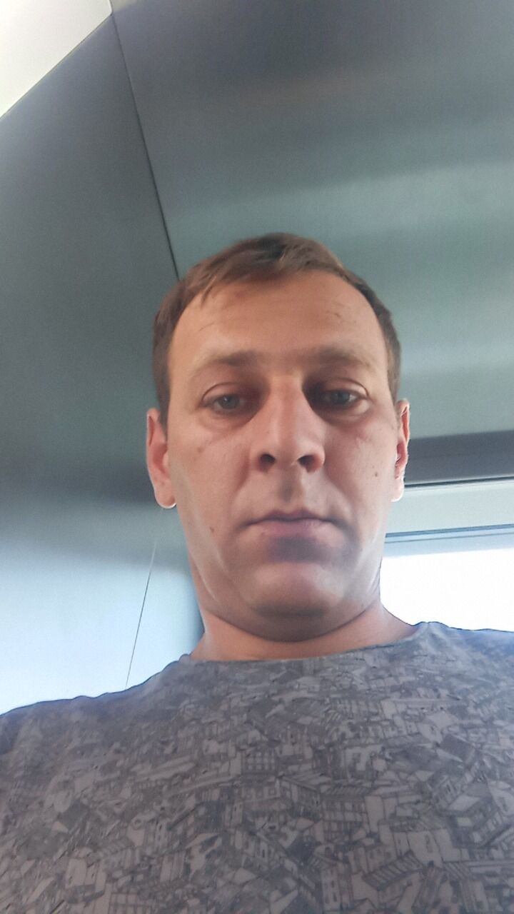  48269707  David, 35 ,    Deleted