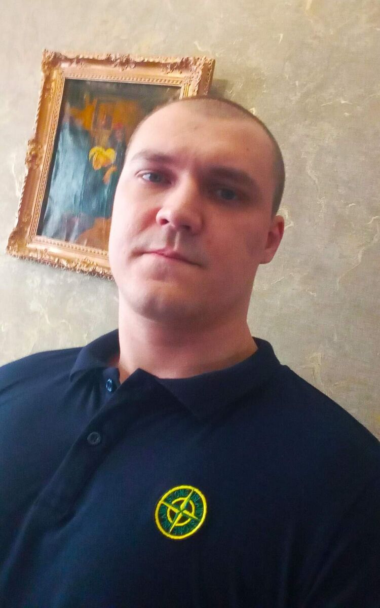  43887547  Vasili, 37 ,    