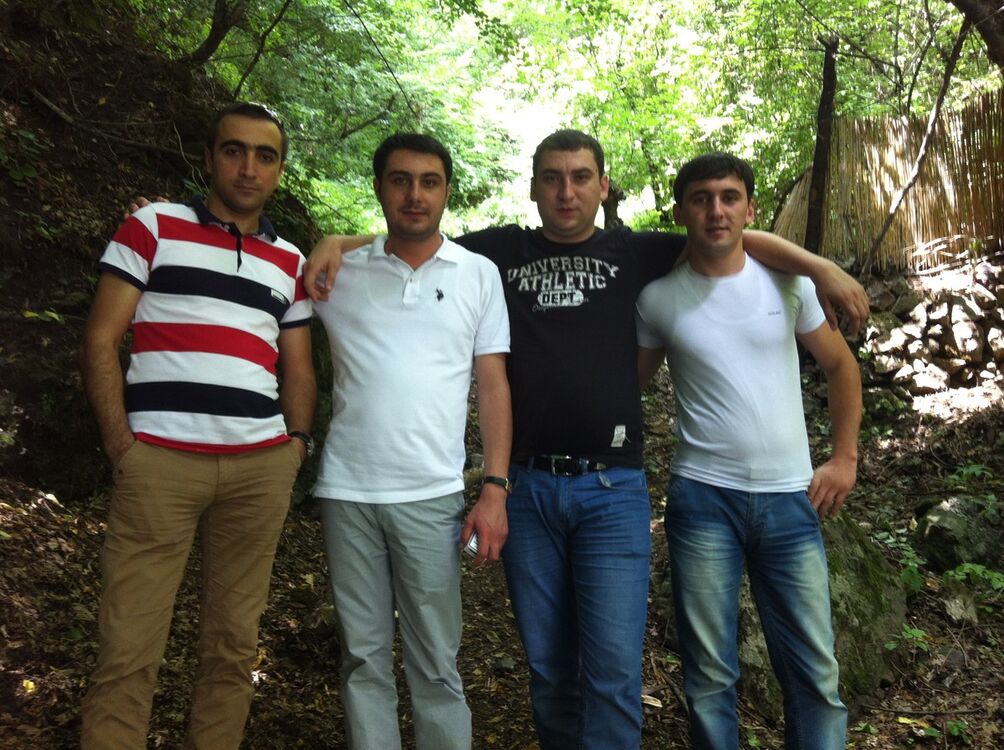  ,   Ziyad, 40 ,   ,   , c 