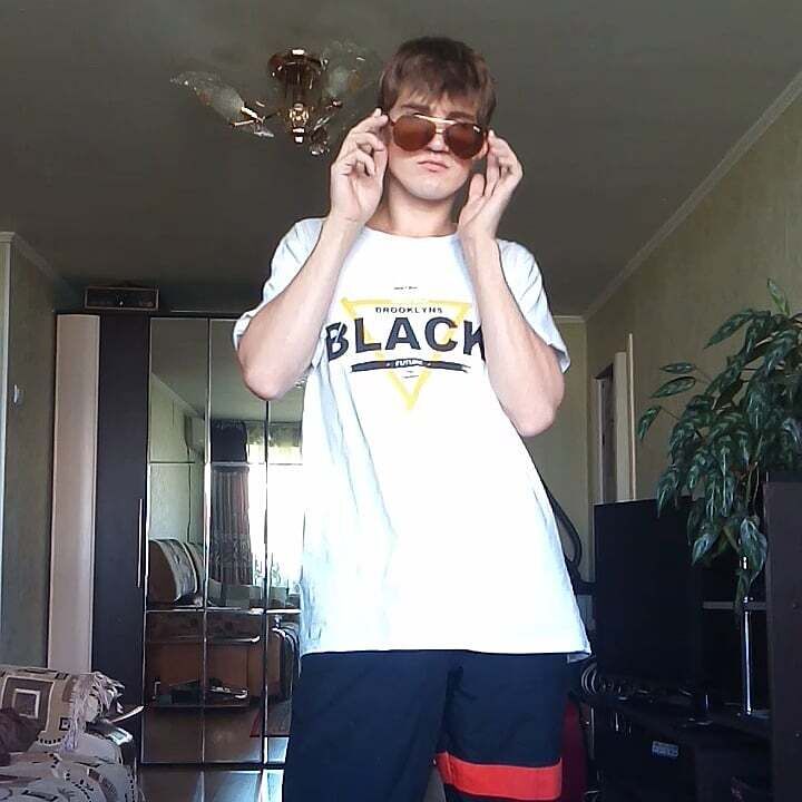  33720047  , 31 ,    