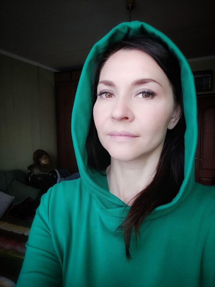  ,   Anna, 46 ,   c 