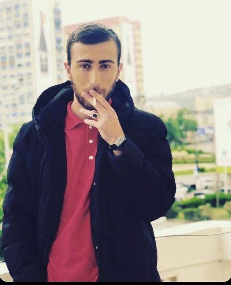  49647857  Giorgi, 23 ,    