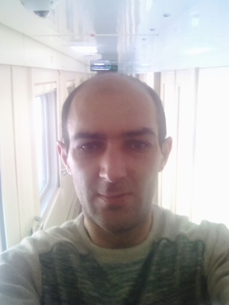   ,   Sargis, 44 ,   