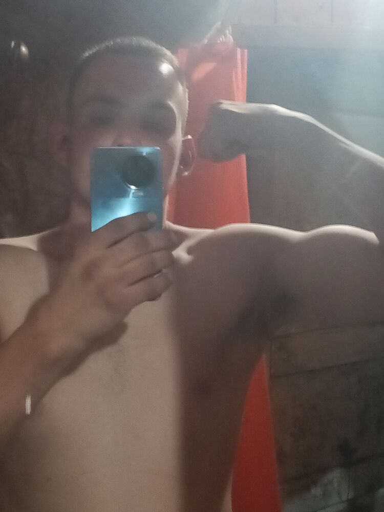  42627917  , 25 ,    