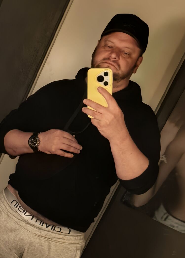  53788537  Oleg, 32 ,    