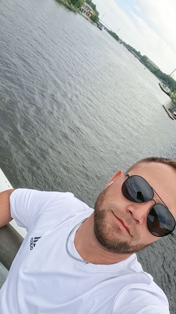  54206967  , 32 ,    -