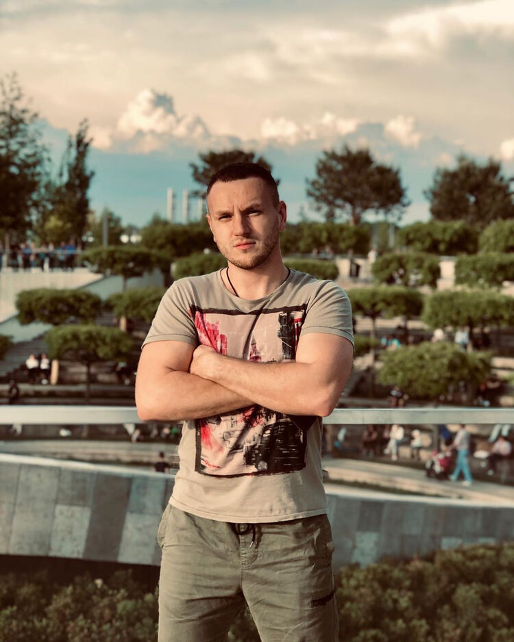  --,   IvaN, 37 ,   ,   