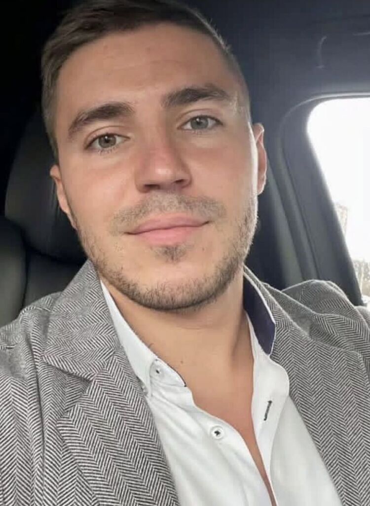 ���� 48099677 ������� �����, 42 ����, ���� ���������� � �������-��-����