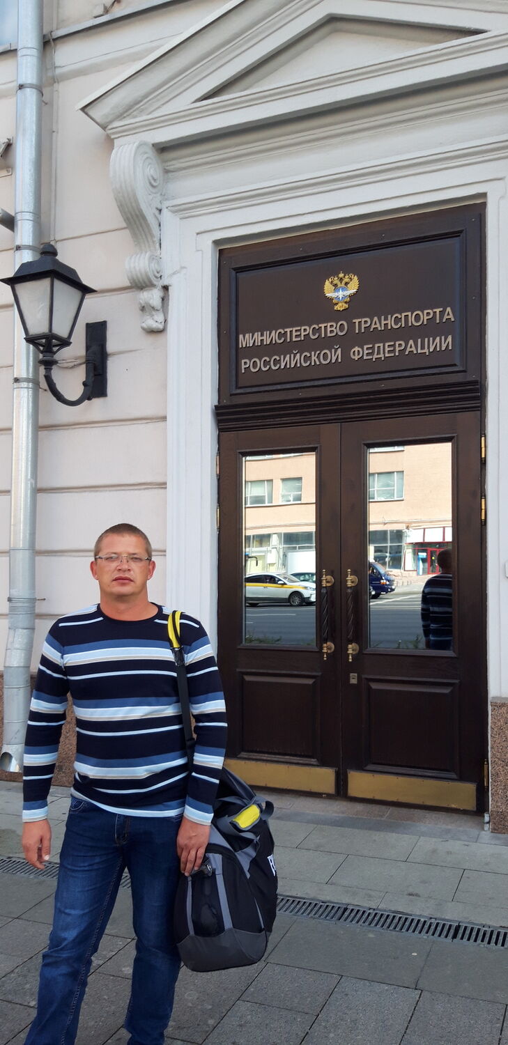  22648527  Aleksei, 42 ,    -