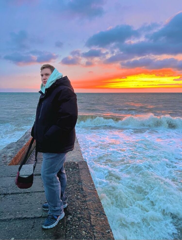  35284767  Kirill, 32 ,    --