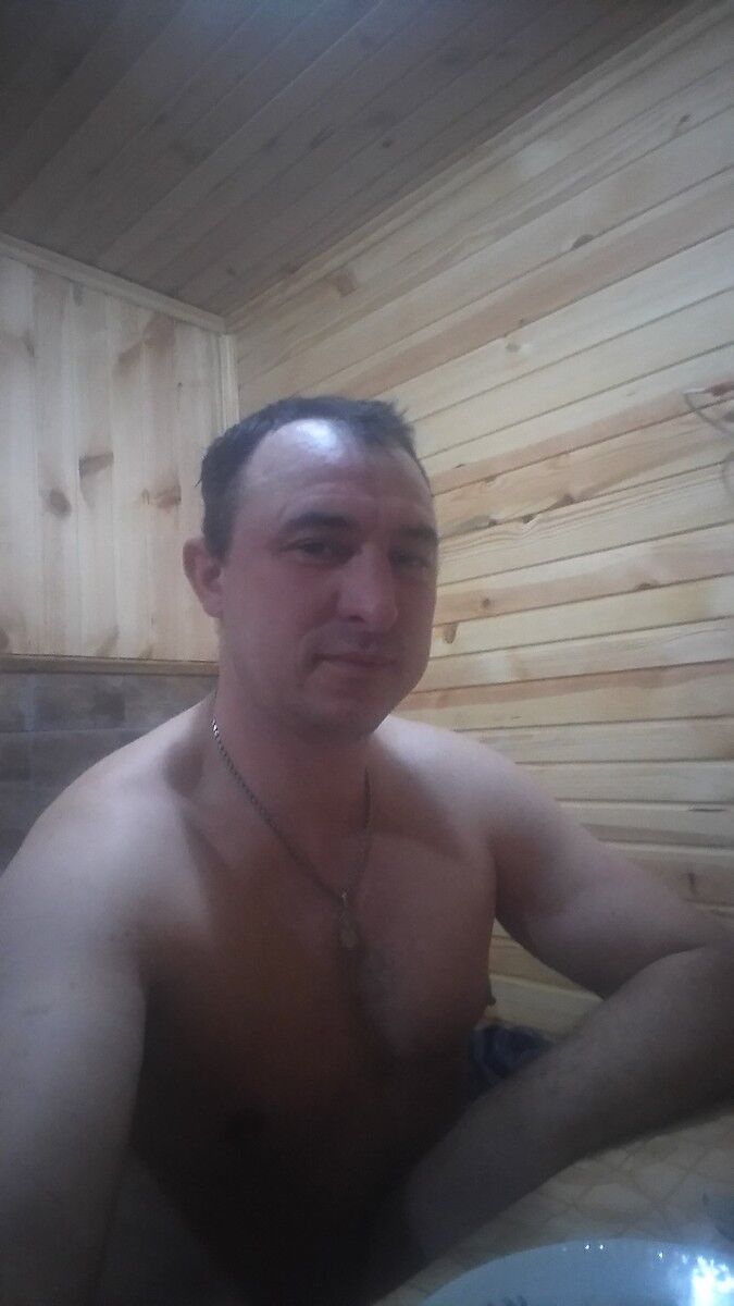  11866357  Slawa, 46 ,    