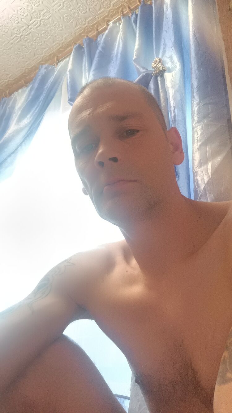  46409897  , 42 ,    