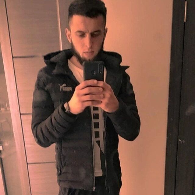  33571947  , 22 ,    