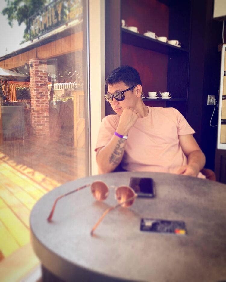 ���� 24166417 ������� Victor, 32 ����, ���� ���������� � ������