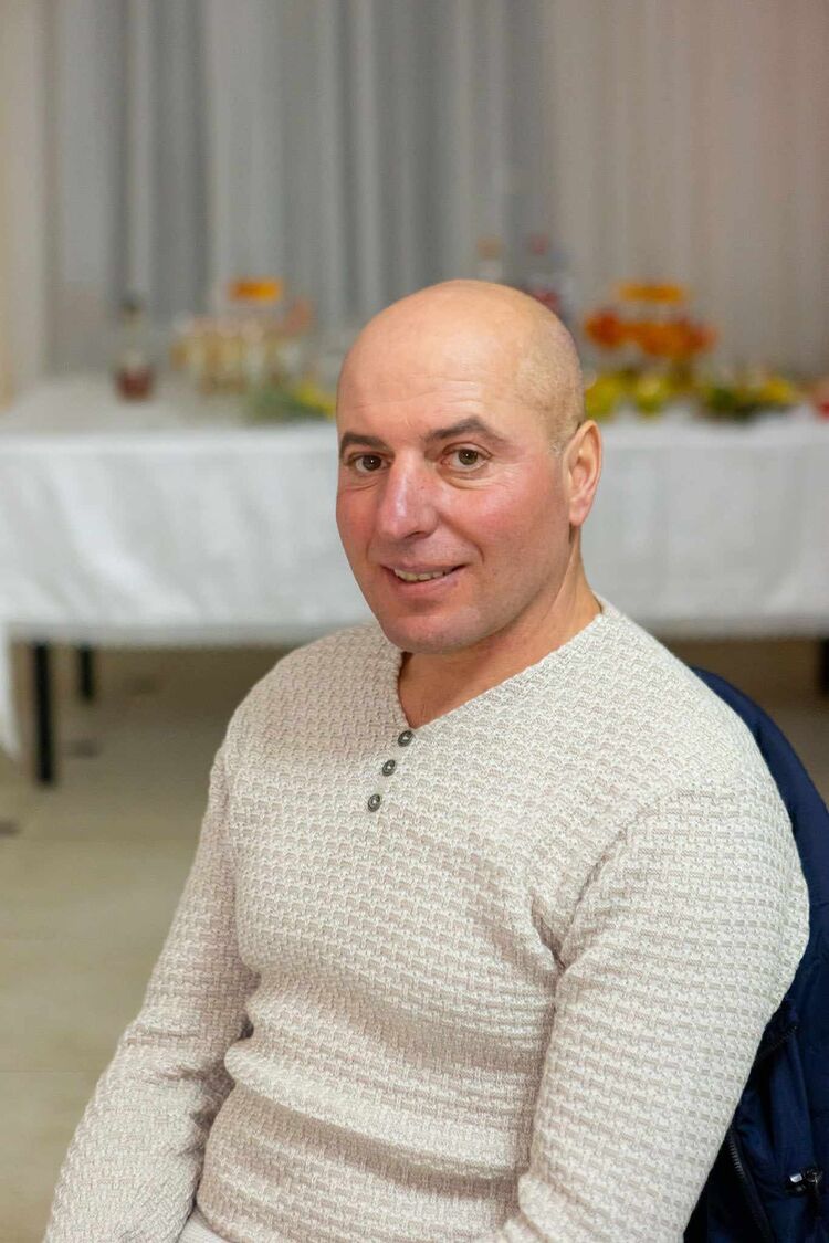  ,   Gheorghe, 47 ,   ,   