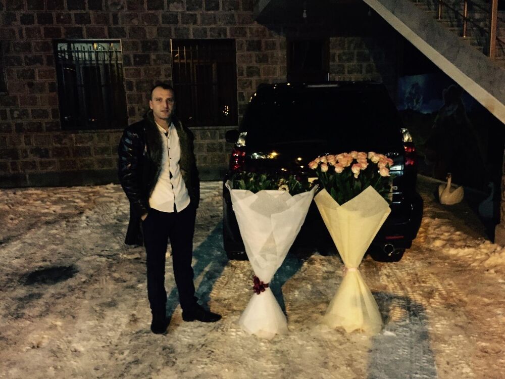 ,   Artur, 36 ,   ,   , c 