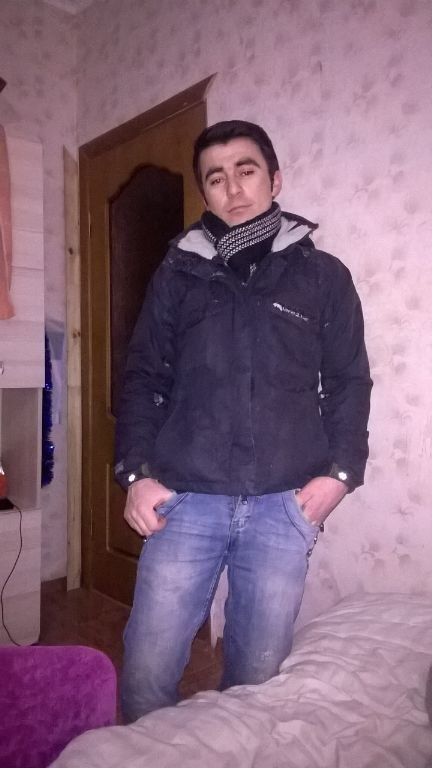  ,   Ali, 37 ,   