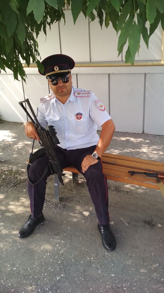  ,   Ahmed, 42 ,   ,   , c 